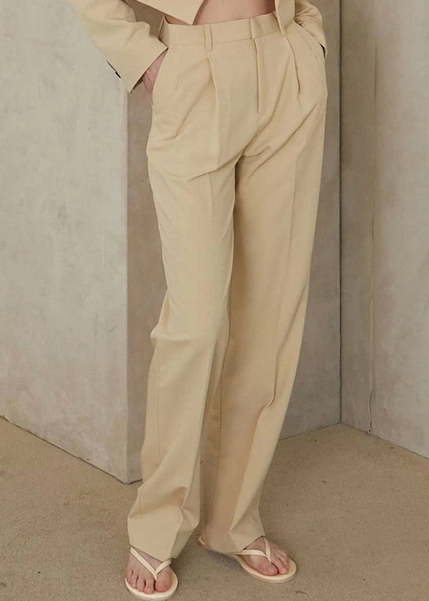 Straight Leg Suit Pants in Mellow